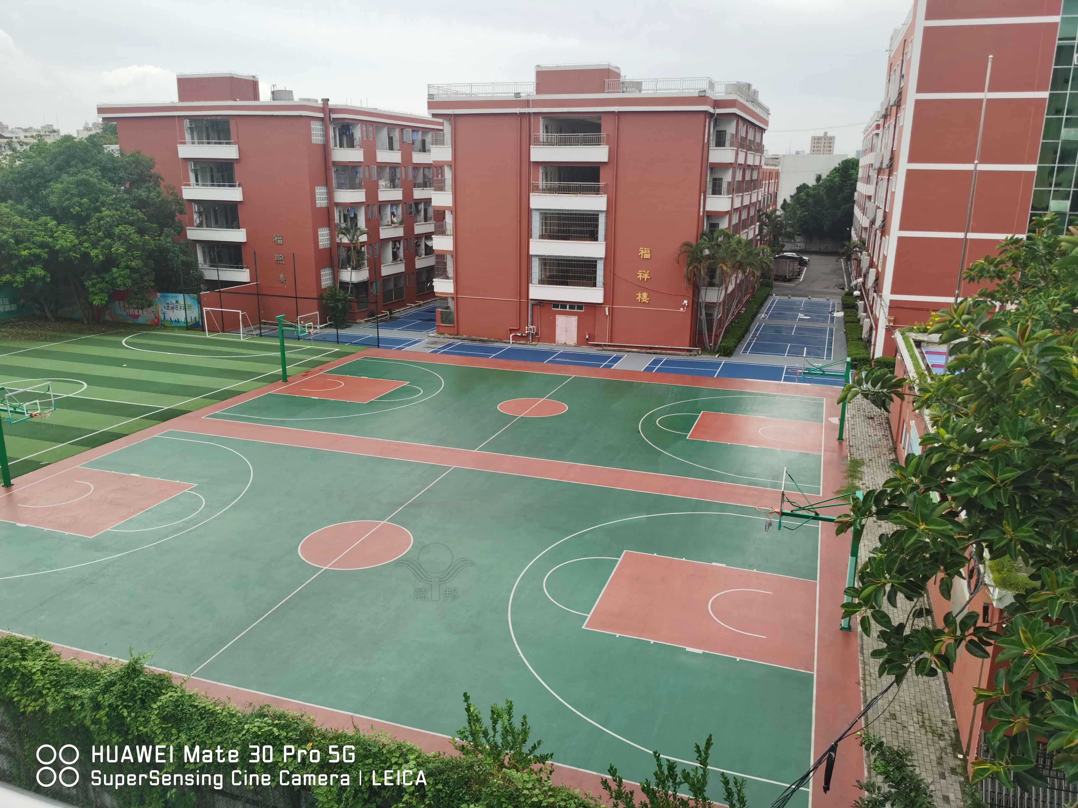 建一个篮球场需要多少钱 建一个篮球场需要多少钱